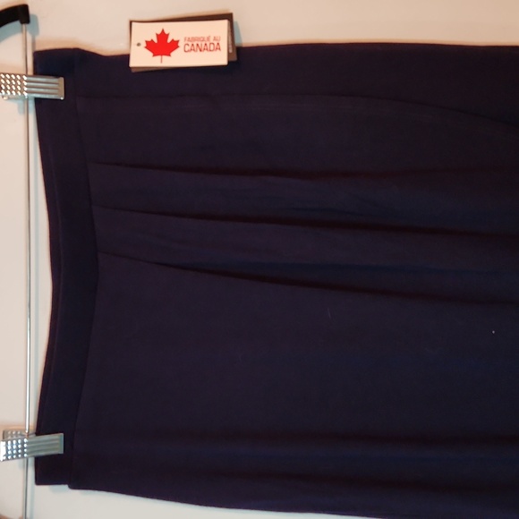 Sears deafsyock navy skirt - Picture 3 of 9